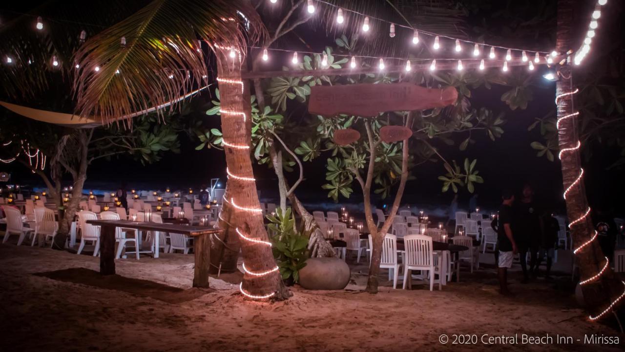 Central Beach Inn Mirissa Exteriör bild