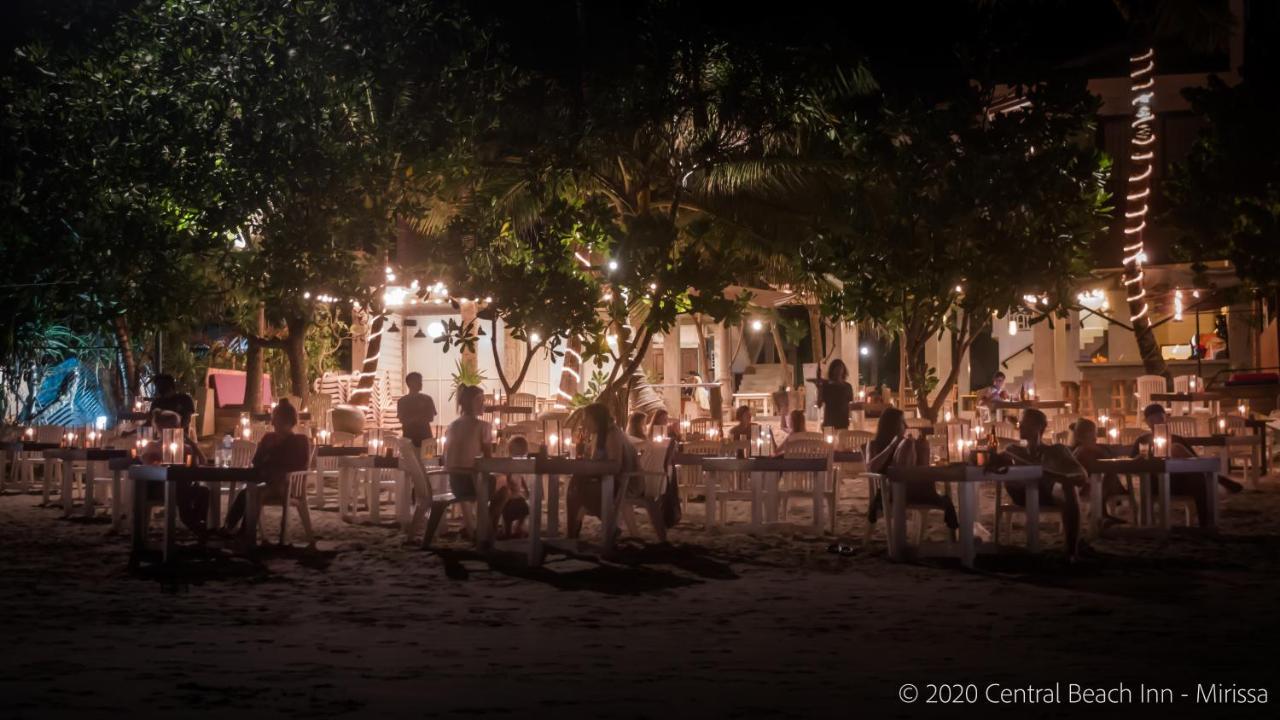 Central Beach Inn Mirissa Exteriör bild